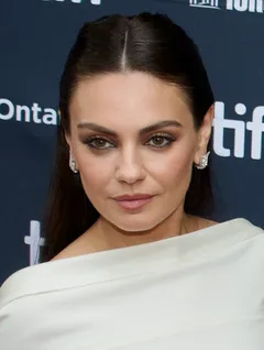 Mila Kunis: Mila Kunis attends "Wake Up Dead Man: A Knives Out Mystery" world premiere.